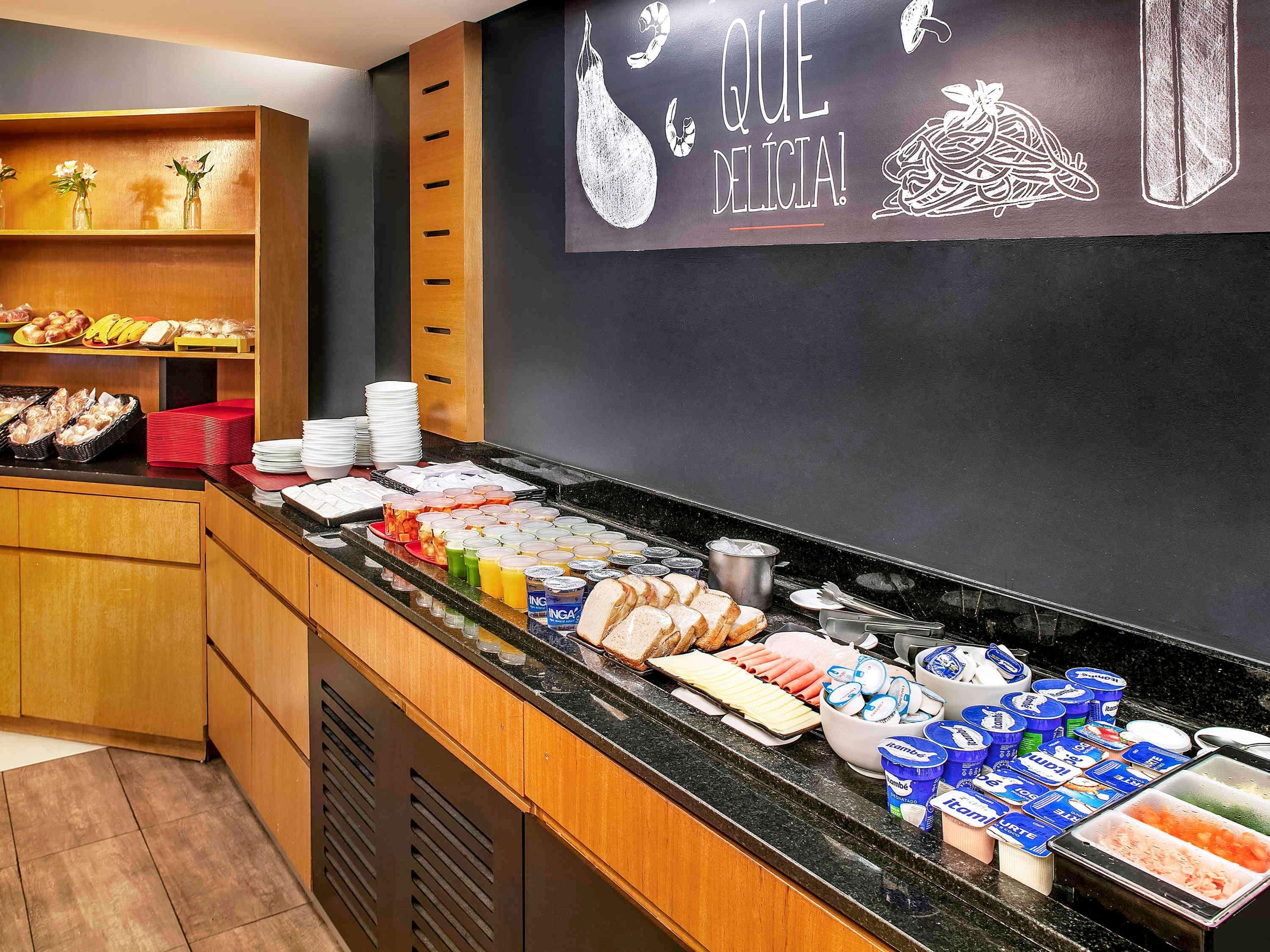 Отель Ibis Belo Horizonte Savassi Экстерьер фото