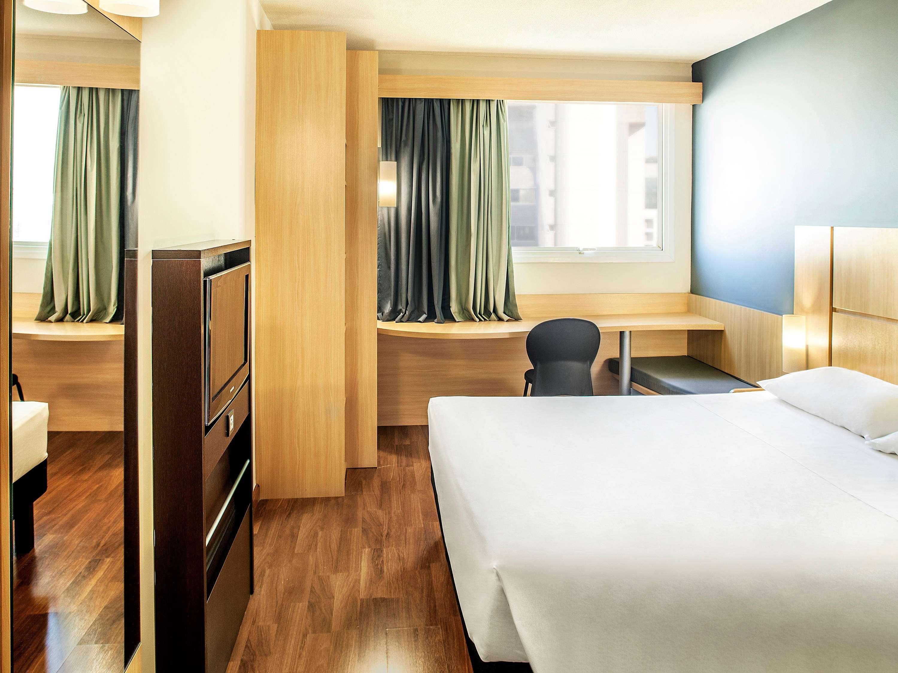 Отель Ibis Belo Horizonte Savassi Экстерьер фото
