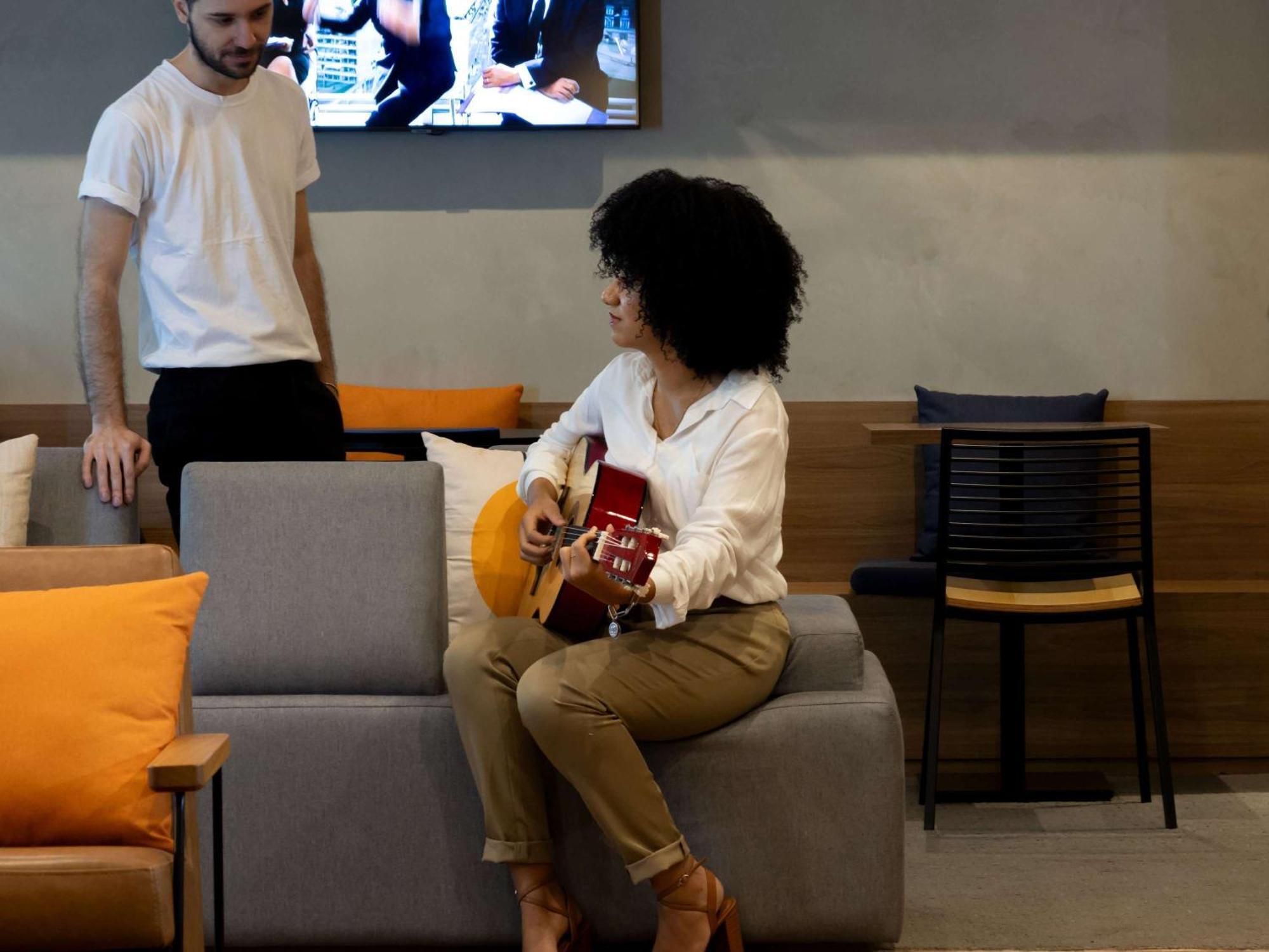Отель Ibis Belo Horizonte Savassi Экстерьер фото