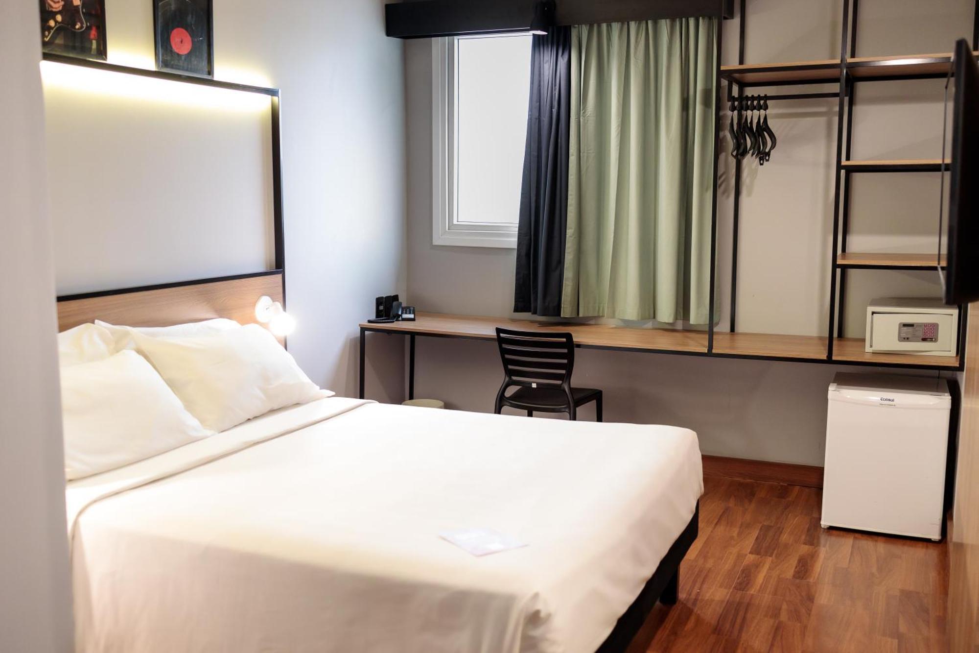 Отель Ibis Belo Horizonte Savassi Экстерьер фото