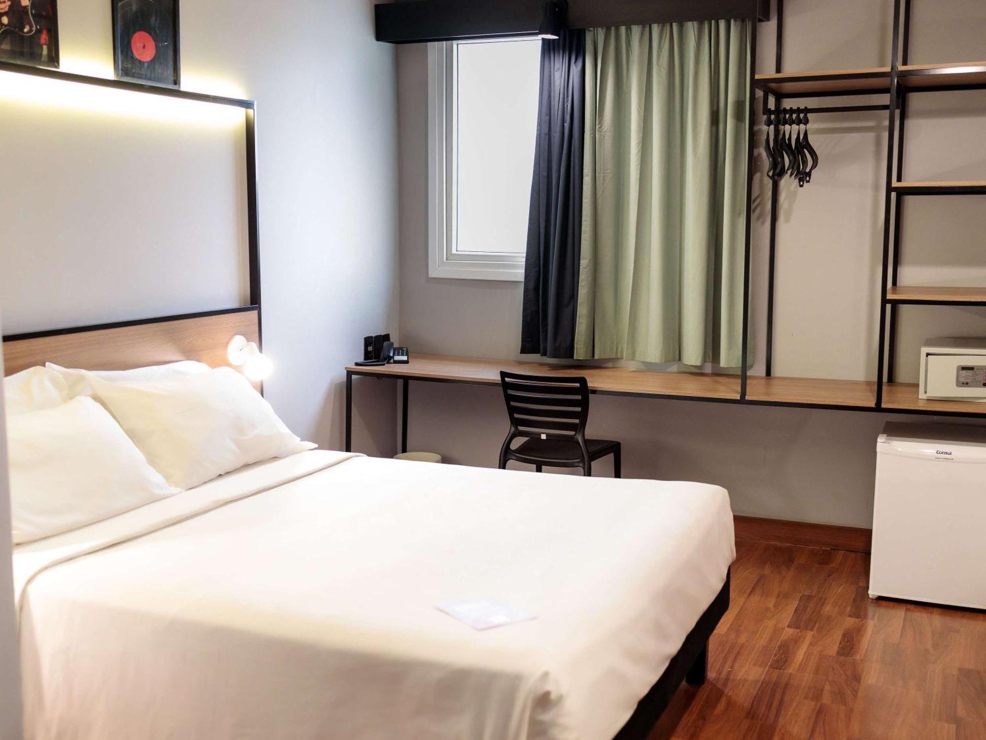 Отель Ibis Belo Horizonte Savassi Экстерьер фото